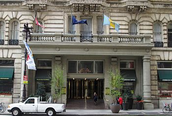 350px-Hyatt_at_the_Bellevue_entrance