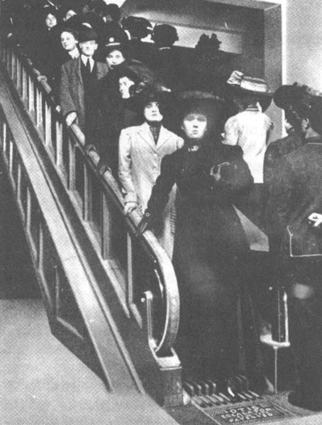 Siegel and Cooper Escalator