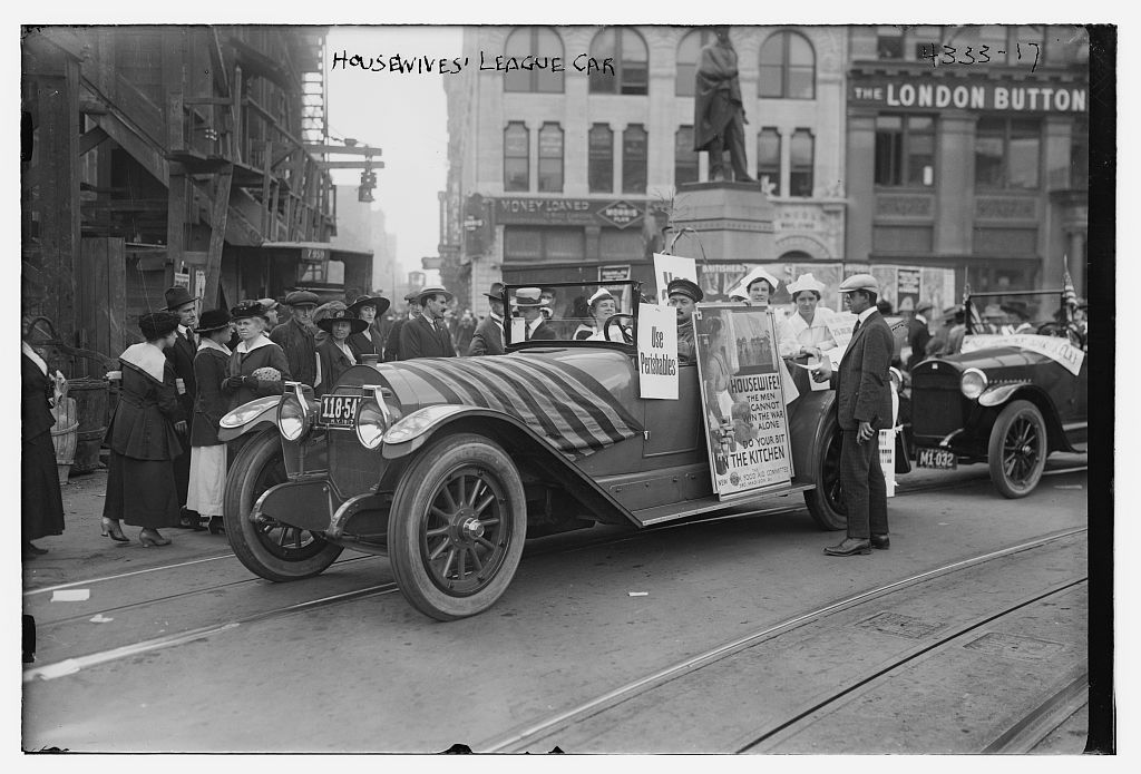 Housewives League Car